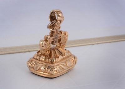 Lot 1 - A 19th Century carnelian gilt metal fob seal