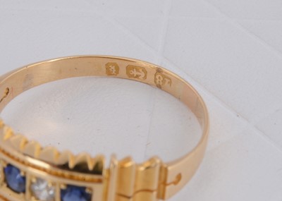 Lot 3 - A Victorian 18ct gold five stone sapphire and diamond ring