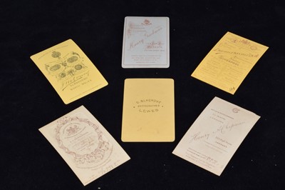 Lot 8 - Cartes De Viste