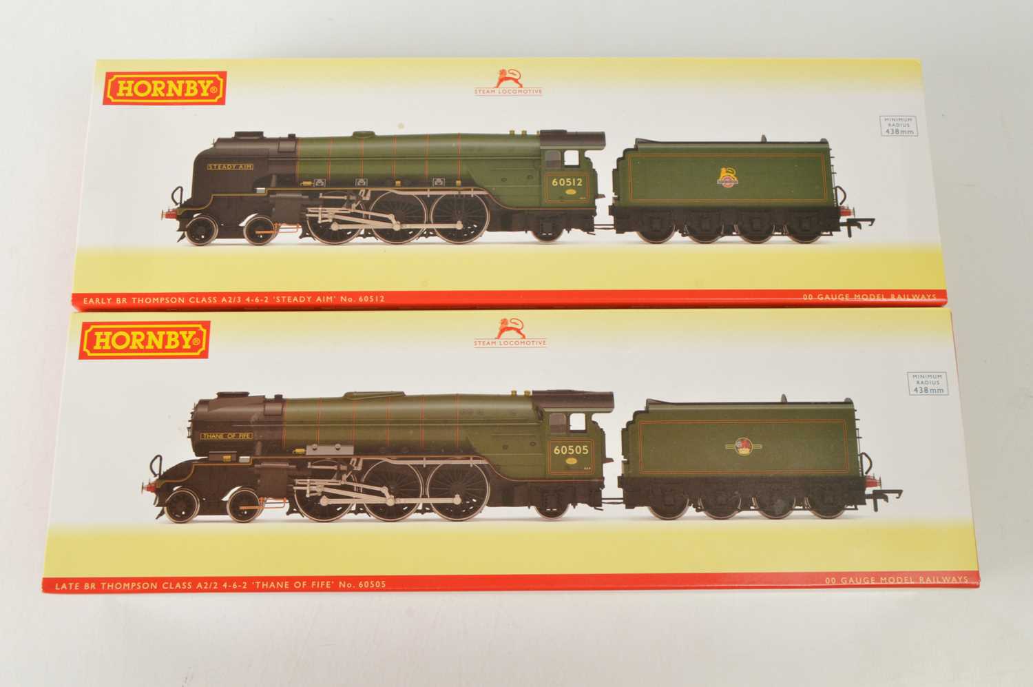 Lot 82 - Hornby 00 Gauge boxed BR green Thompson Class A2 Steam Locomotives and Tenders (2)