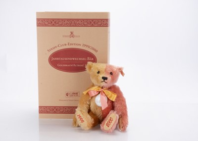 Steiff Ours douillet Année 2025 34 cm Steiff Ours douillet Année 2025 34 cm