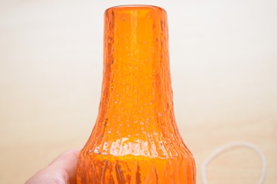Lot 12 - A late 1960s Whitefriars Glass "Mallet" vase designed by Geoffrey Baxter
