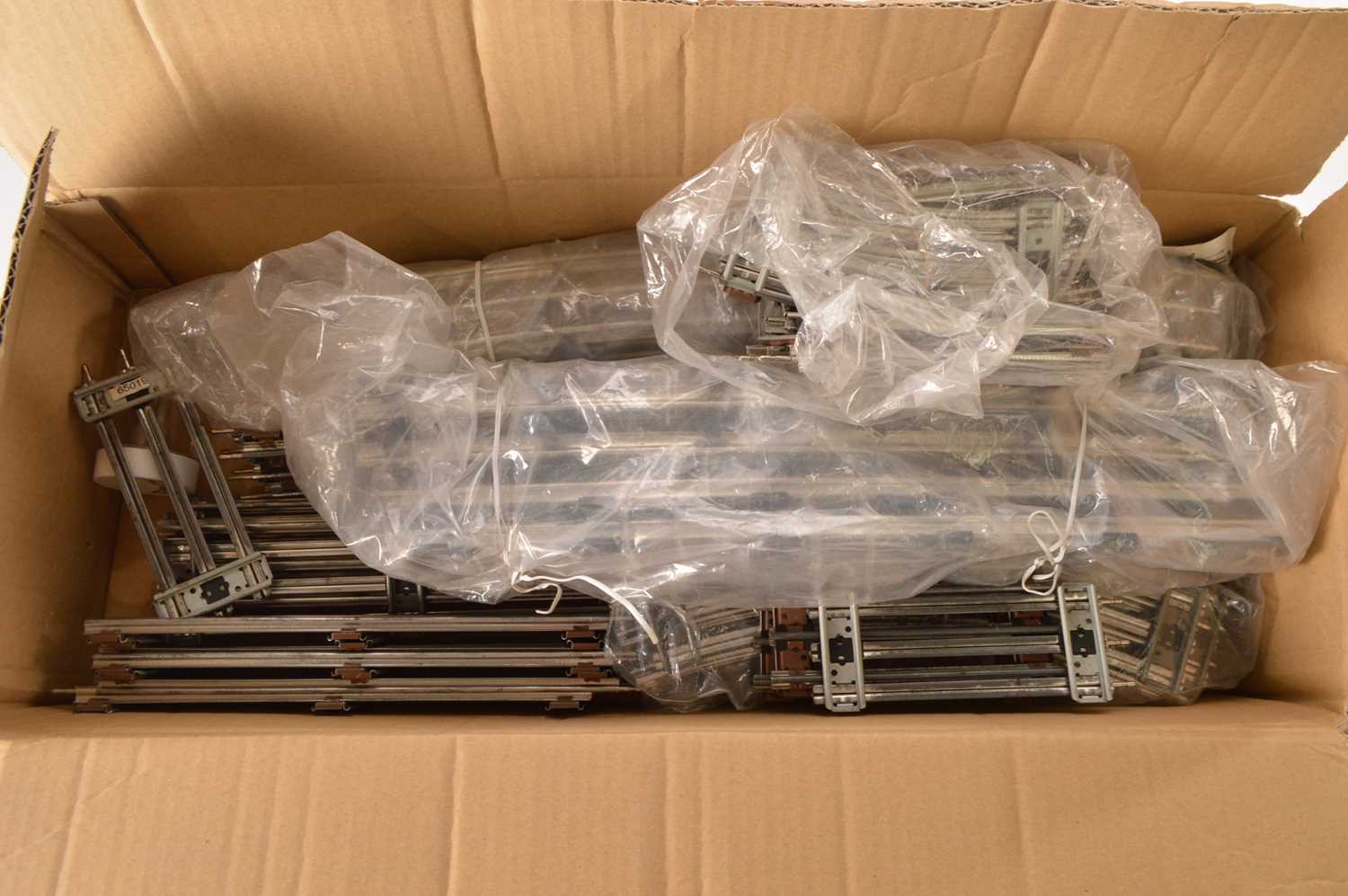 Lot 145 - Lionel modern 0 Gauge 3-rail track (Qty)