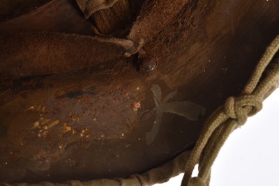 Lot 348 - A WWII Imperial Japanese Army Type 90 Combat Helmet