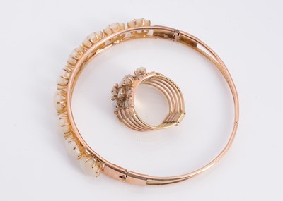 Lot 31 - A 14ct gold opal harem ring & 14ct gold 9 stone opal bangle