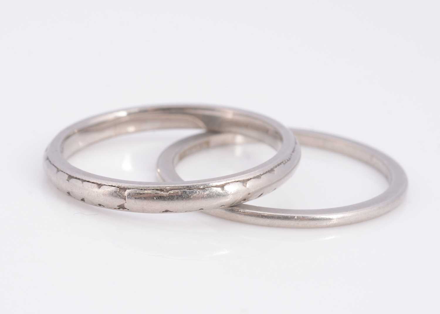 Lot 39 - Two wedding bands
