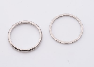Lot 39 - Two wedding bands