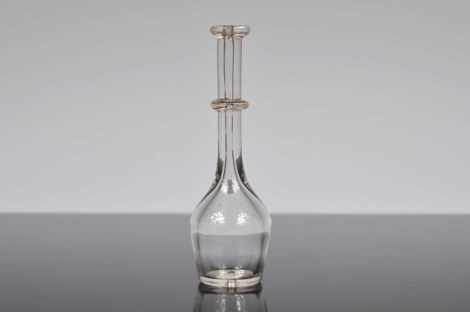 Lot 12 - A Georgian glass Toddy Lifter vessel
