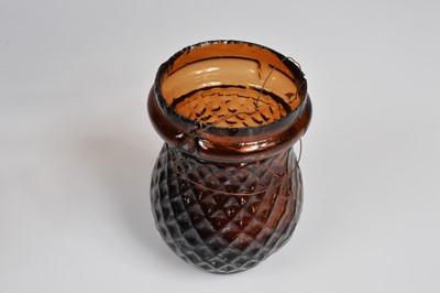 Lot 27 - A collection of Art Deco period night lights
