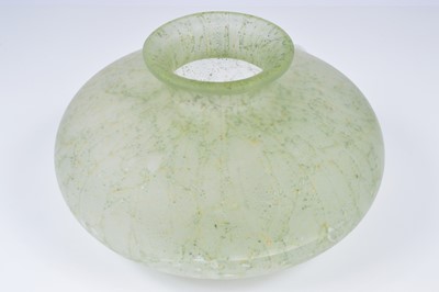 Lot 31 - A Studio Glass vase