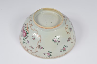Lot 71 - Four items of Chinese porcelain