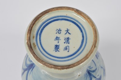 Lot 73 - A late Ching Dynasty Chinese blue and white porcelain vase