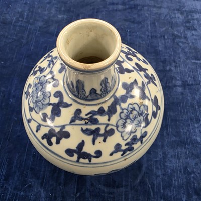 Lot 73 - A late Ching Dynasty Chinese blue and white porcelain vase