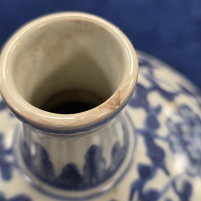 Lot 73 - A late Ching Dynasty Chinese blue and white porcelain vase