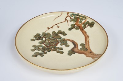 Lot 81 - An early 20th century Japanese earthenware trio set