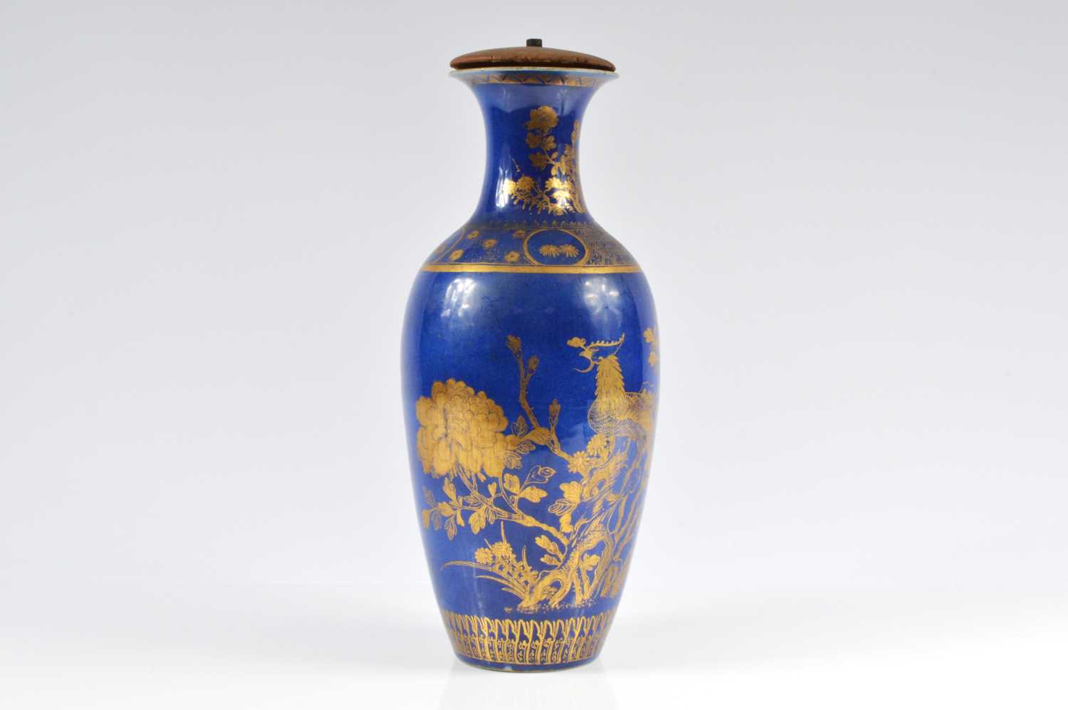 Lot 84 - A nice vintage Chinese porcelain vase