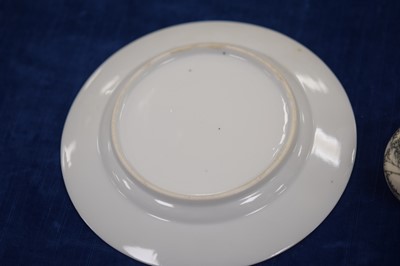 Lot 85 - A group of small antique and 20th century Japanese ceramics