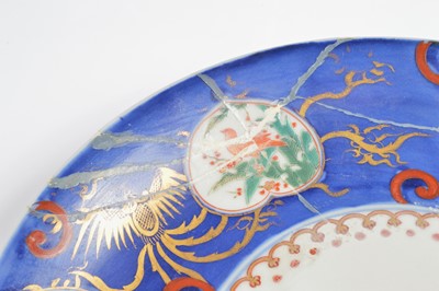 Lot 87 - Six antique and 20th century Chinese porcelain items