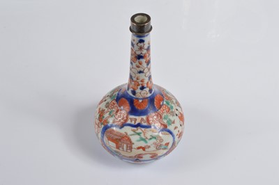 Lot 89 - Seven various Chinese porcelain items