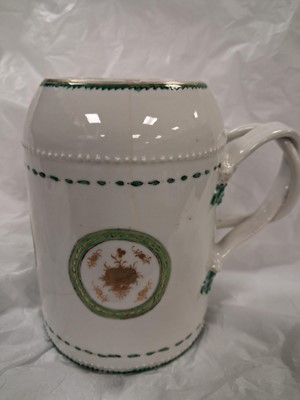 Lot 89 - Seven various Chinese porcelain items