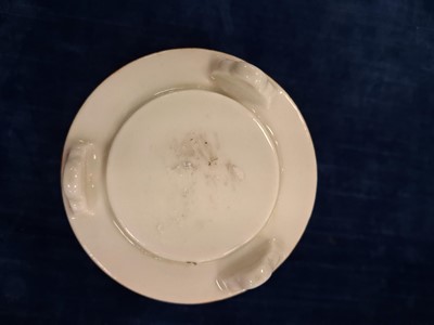 Lot 89 - Seven various Chinese porcelain items