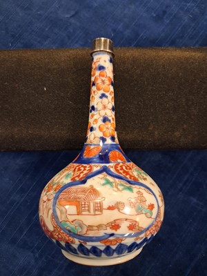 Lot 89 - Seven various Chinese porcelain items