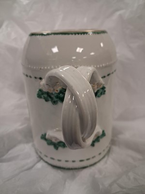 Lot 89 - Seven various Chinese porcelain items