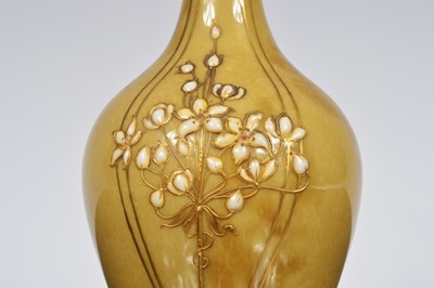 Lot 112 - An early 20th century KPM porcelain vase