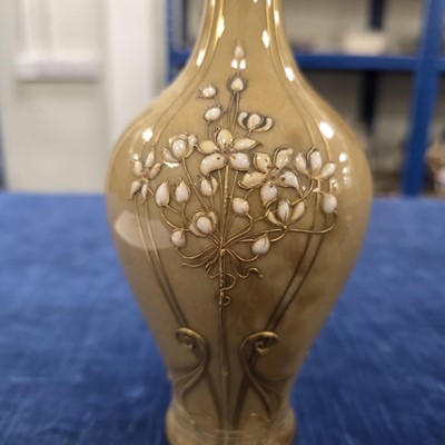 Lot 112 - An early 20th century KPM porcelain vase