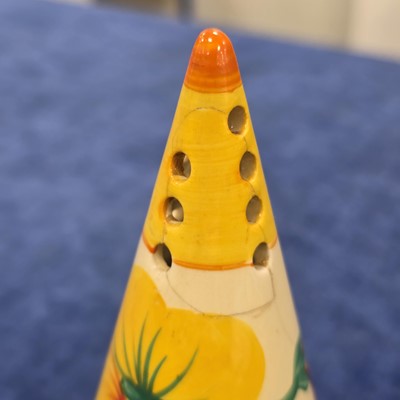 Lot 163 - Four Art Deco period Clarice Cliff Bizarre pottery items and a Shelley Pottery jug