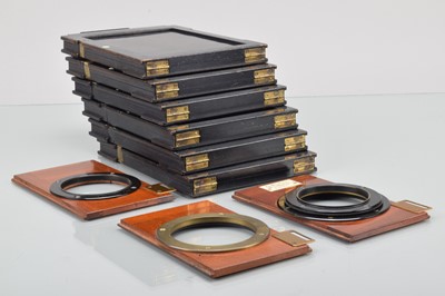 Lot 1 - A James A. Sinclair & Co. Una 5x7'' Hand and Stand Camera