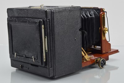 Lot 2 - A James A. Sinclair & Co. Una 6x9cm Hand and Stand Camera
